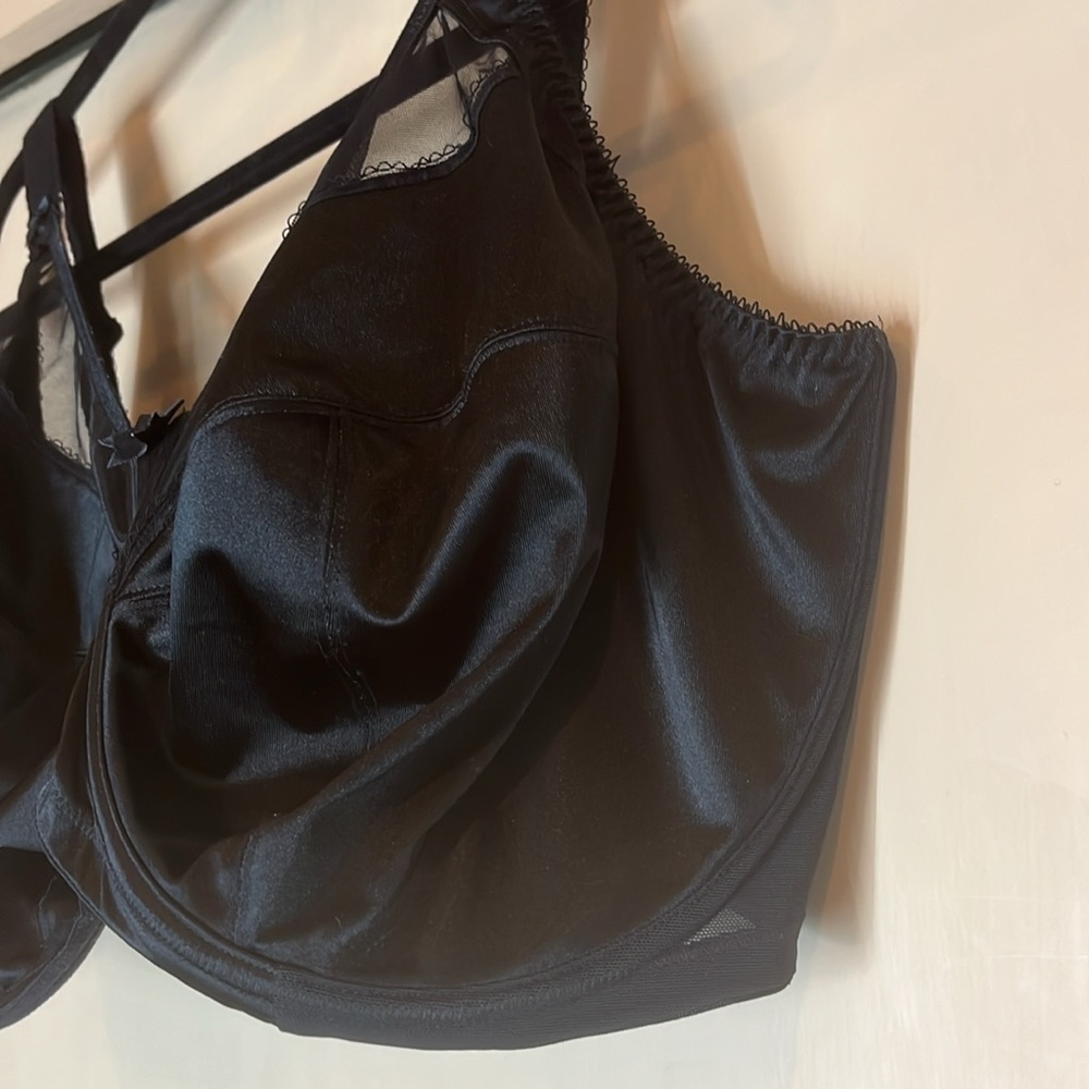 Goddess Black Full-Coverage Bra with Wide Straps size 40 M / preowned - Picture 3 of 8